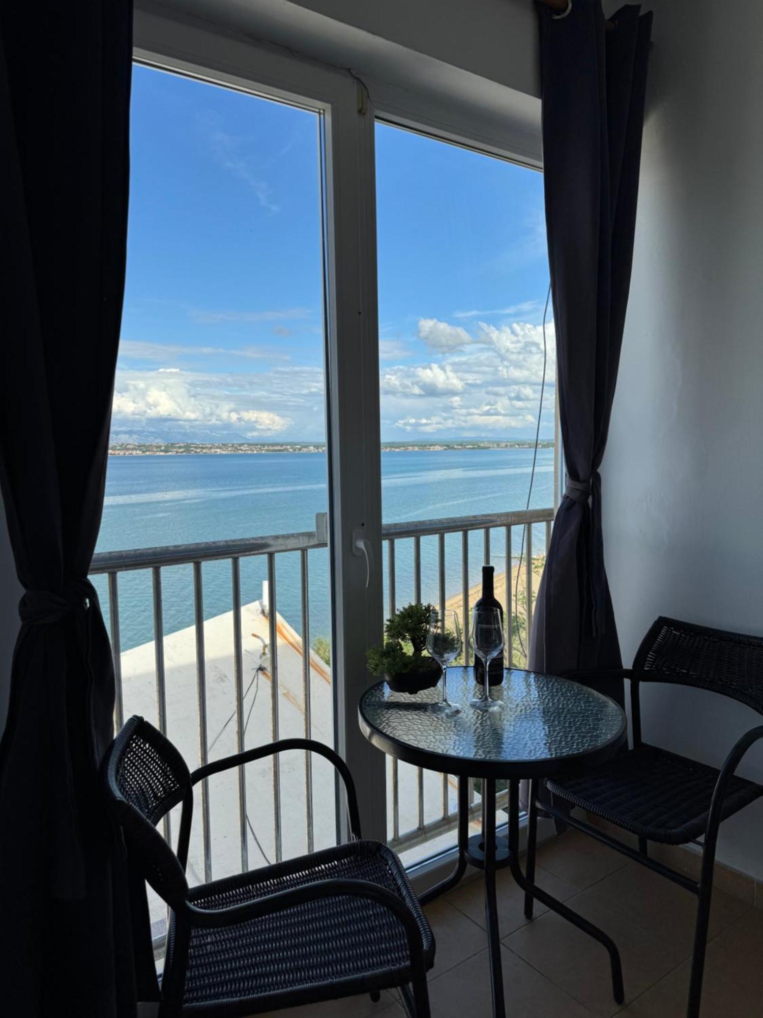 Apartments & Restaurant Condura Croatica Nin-Sabunike Hoek van Holland Ngoại thất bức ảnh