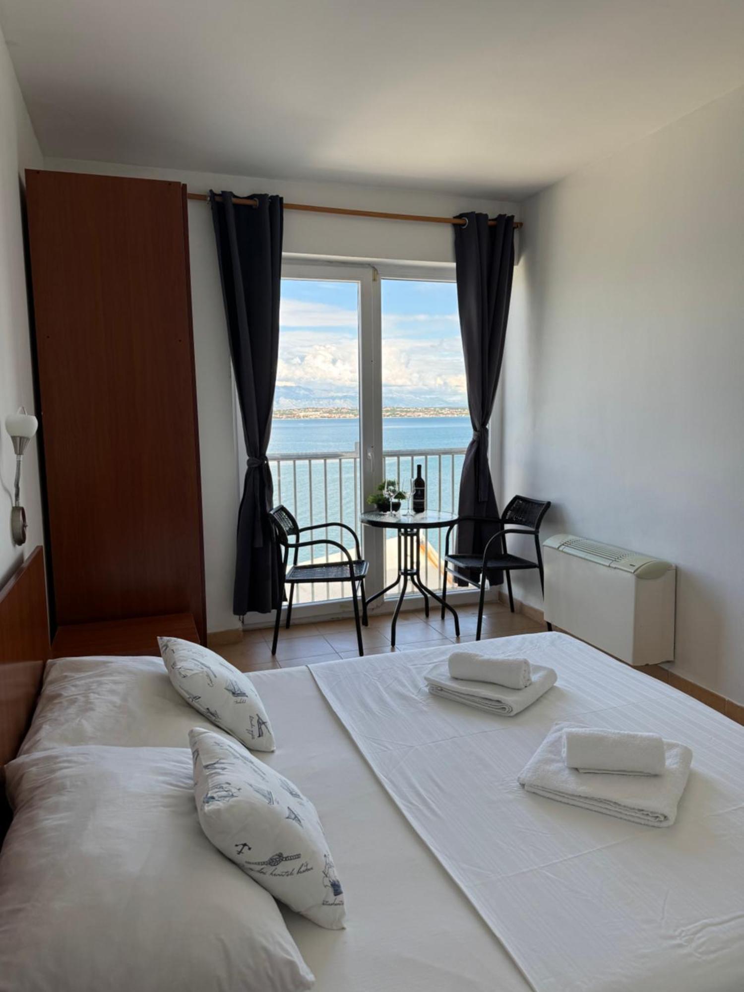 Apartments & Restaurant Condura Croatica Nin-Sabunike Hoek van Holland Ngoại thất bức ảnh