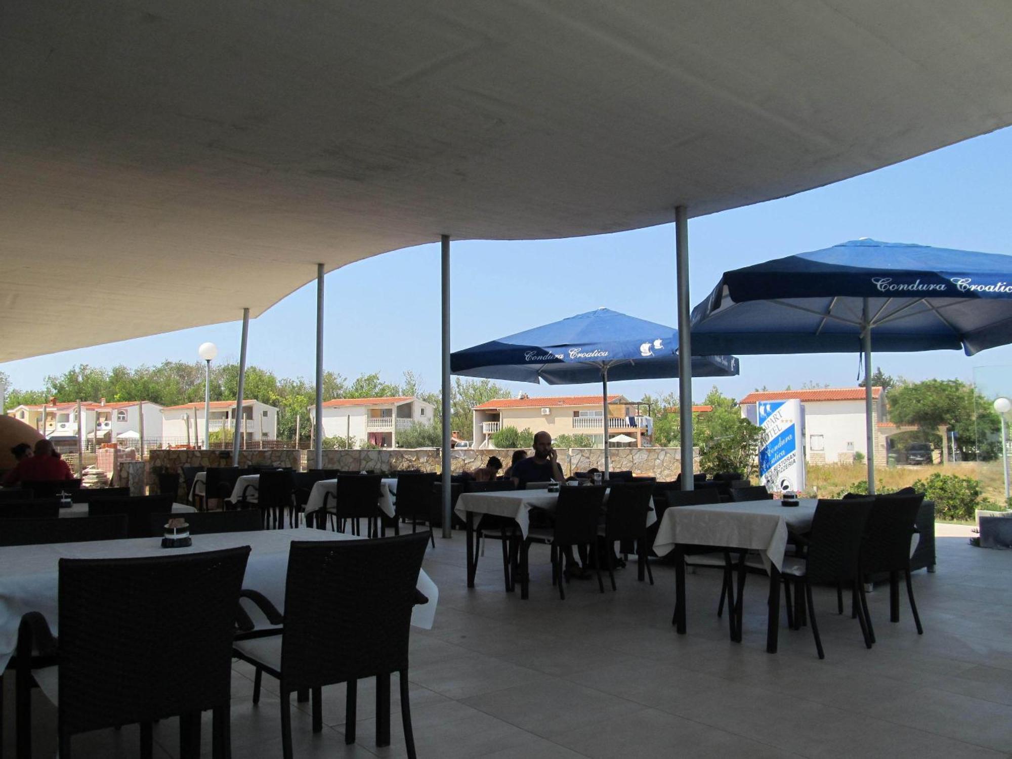 Apartments & Restaurant Condura Croatica Nin-Sabunike Hoek van Holland Ngoại thất bức ảnh